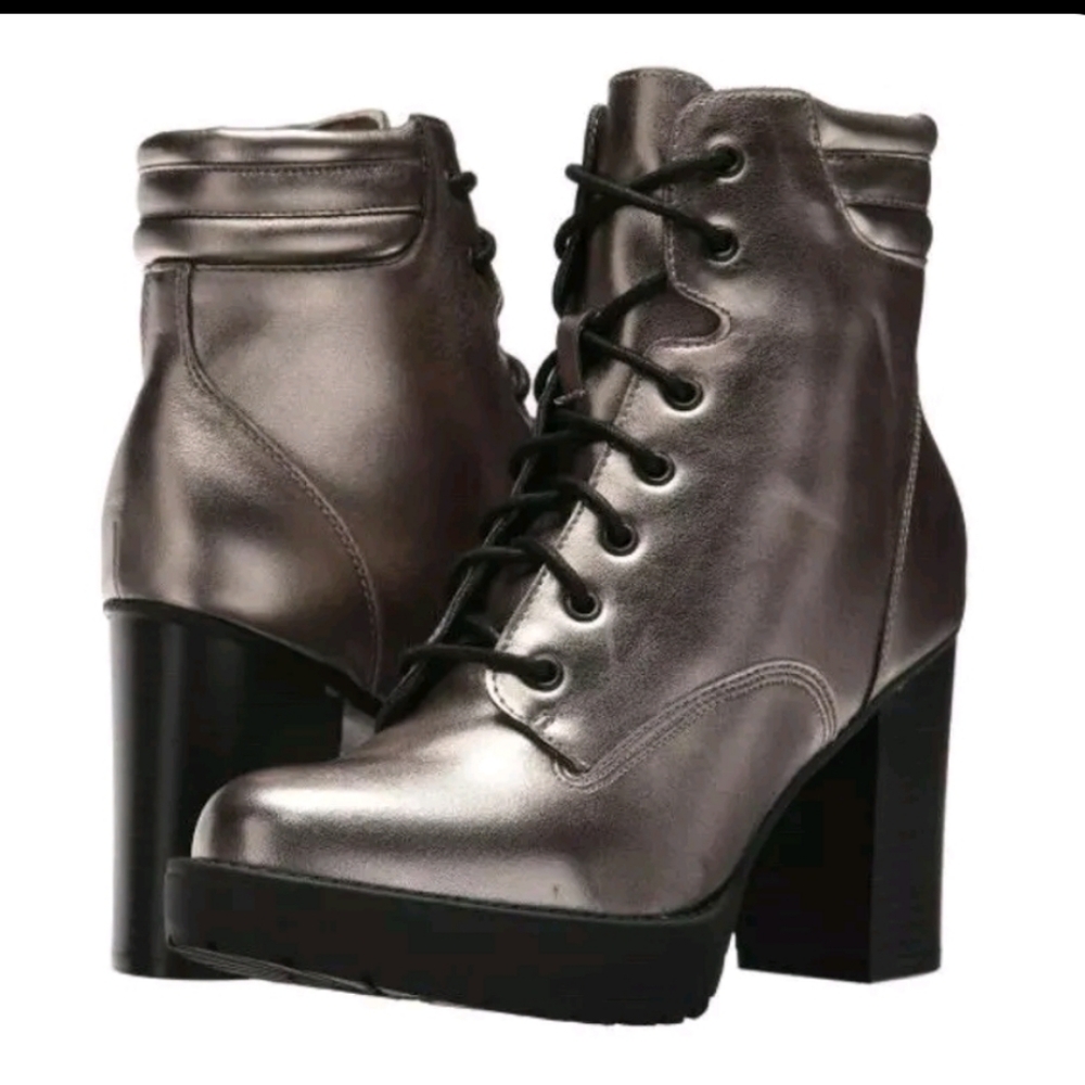 Madden Womens heeled Combat boots Josiee 6M